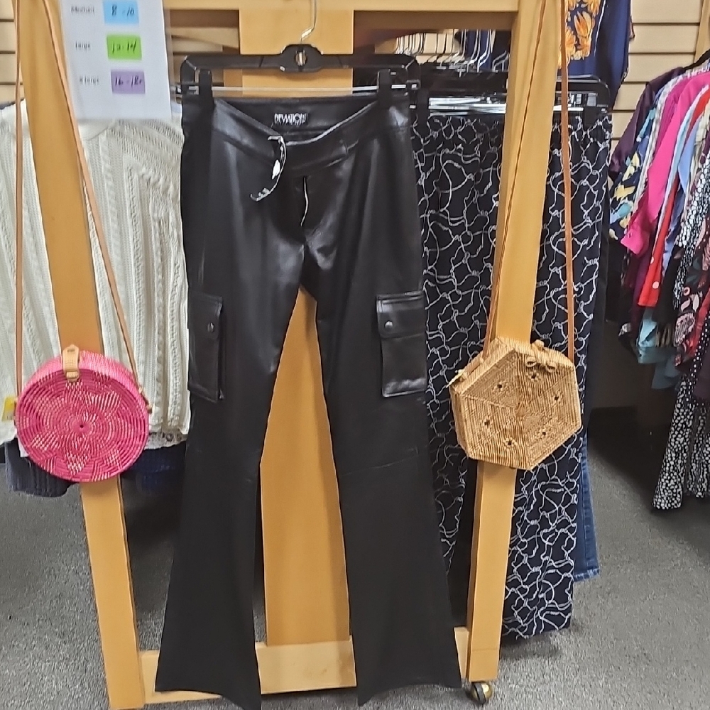 NWT Black Lamb Leather Pants Size 6 By Deviations of Italy